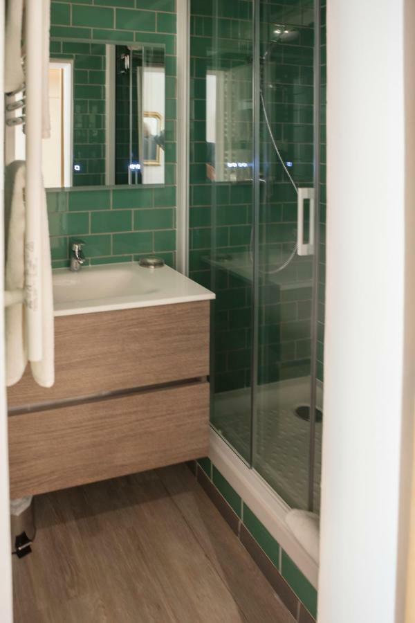Relais Des Alpes Hotel Guillaumes Bagian luar foto