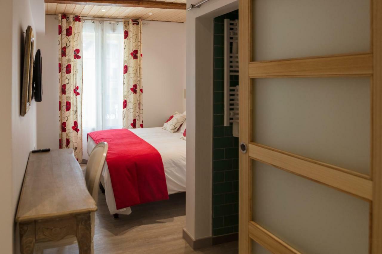 Relais Des Alpes Hotel Guillaumes Bagian luar foto