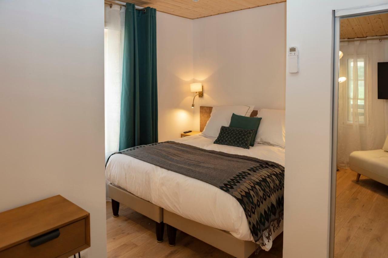 Relais Des Alpes Hotel Guillaumes Bagian luar foto